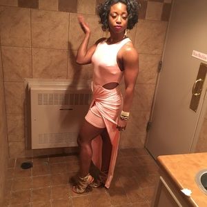 Dress for sale. Beautiful/sexy gown